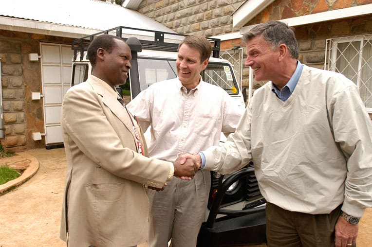 In 2003, Franklin Graham presented David Kilel, left, with a vehicle to use in his chaplaincy ministry.