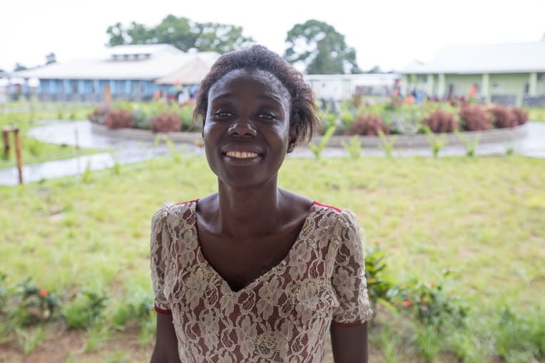 Bethany* had never clearly seen the face of her daughter until our doctors removed her cataracts.