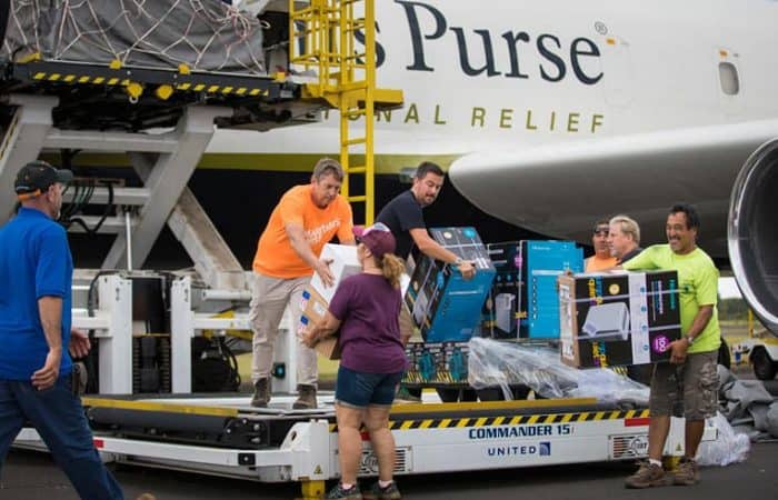 We airlifted tools, relief supplies, and key personnel to Hawaii to help families struggling after devastating floods. Nearly 400 volunteers served during this response and 19 people prayed to receive Jesus Christ as their Savior.