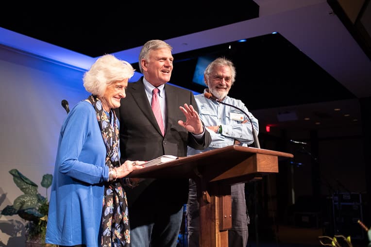 Franklin Graham with Becky Williams, who was recognized for her distinguished service with World Medical Mission.