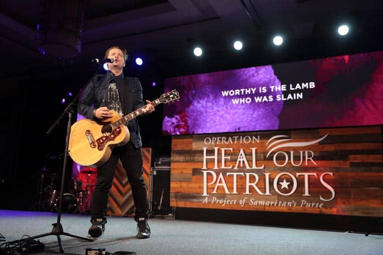 Josh Havens of The Afters was one of the artists who helped lead worship at the 2018 Reunion.