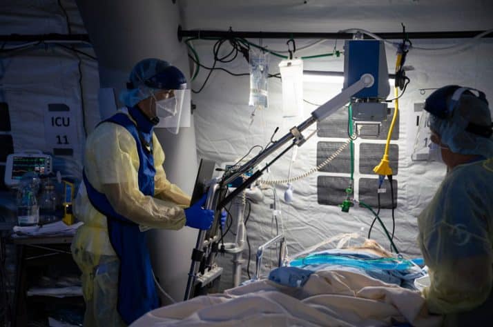 Our respiratory care unit is equipped with a mobile X-ray machine.