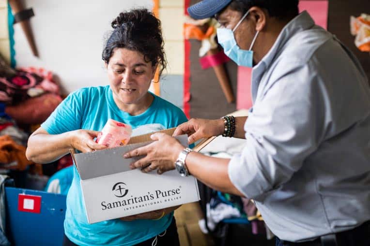 After receiving a Samaritan’s Purse hygiene kit, Gloria said, "It makes me very happy. There's toilet paper, soap, gel, towels, and toothbrushes. It's very good."