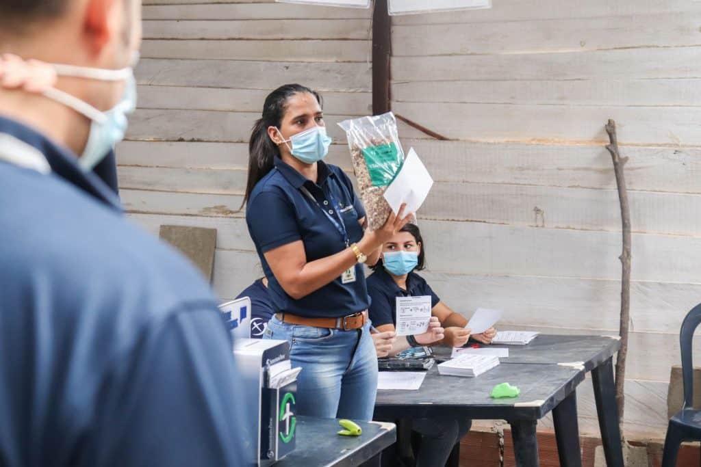 The blue goo that gives good health - Samaritan's Purse Canada