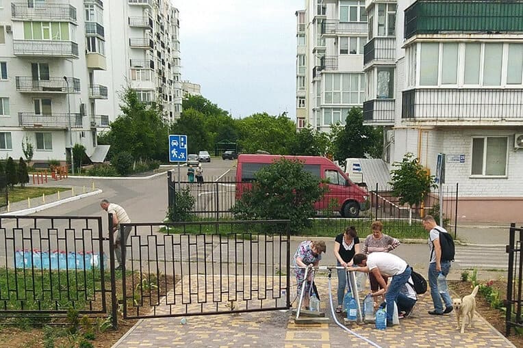 The surrounding community uses the water supply at Pastor Andriy’s church and many recipients have been inspired to attend Sunday services as a result.