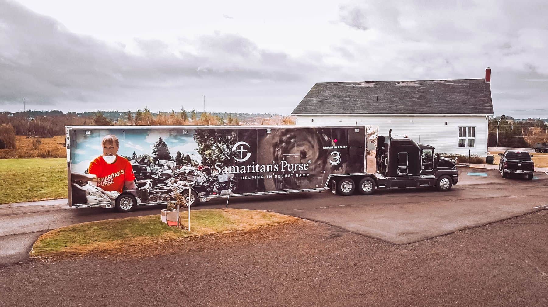 The Samaritan's Purse Disaster Response Unit, along with supporting vehicles, has crossed the Confederation Bridge and arrived in Charlottetown, P.E.I and is located at Cornerstone Baptist Church. Relief efforts for those affected by hurricane Fiona have begun.