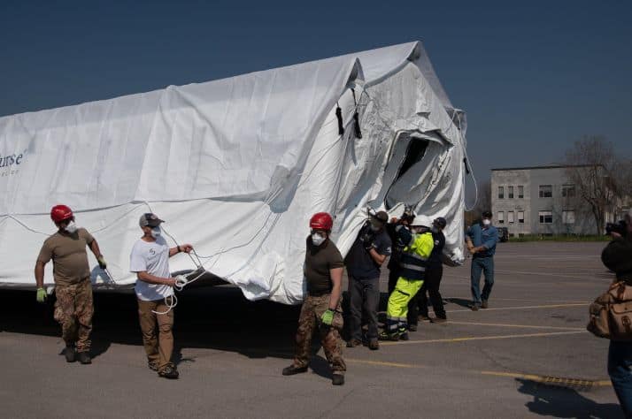We are working to quickly set up our Emergency Field Hospital in Cremona.